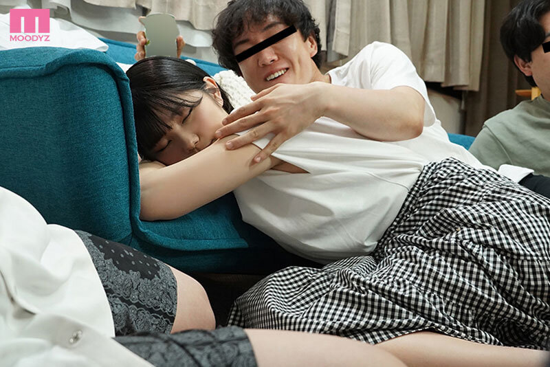 純白彩永 新歓コンパNTR｜遠距離彼女が飲み会で寝取られる女子大生動画【美少女動画レビュー】（mida00494）